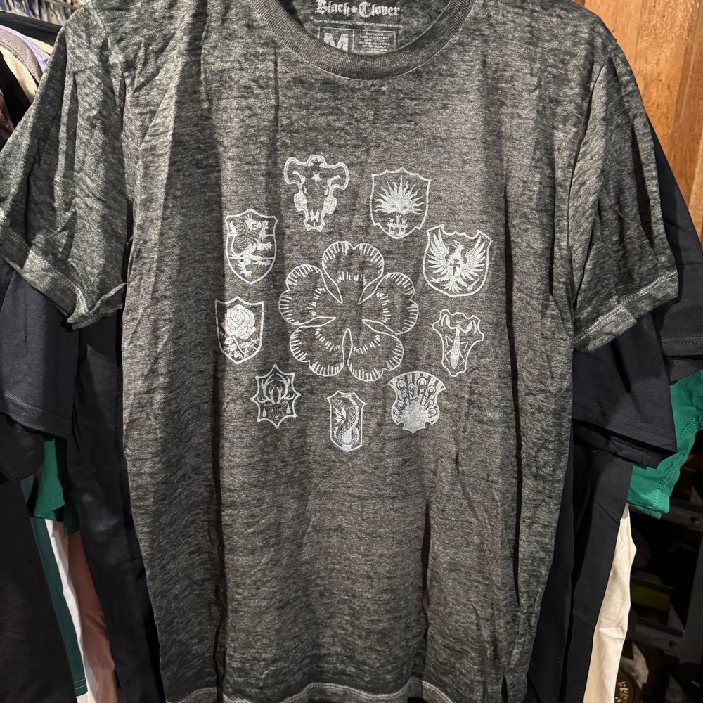 Black Clover - Symbols acid wash NWOT medium